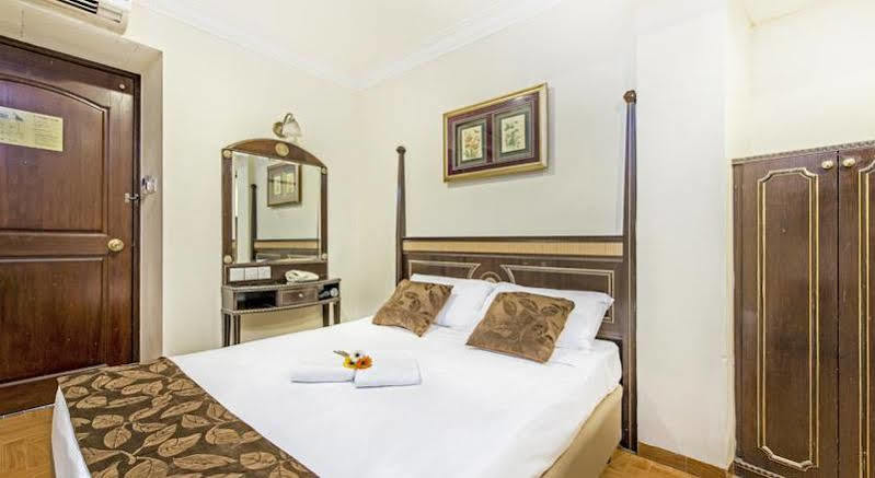 Hotel 81 Chinatown Сингапур Екстериор снимка